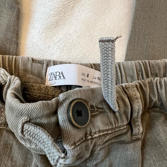 Zara High-stretch Pleated Pants - Picture 2 of 5